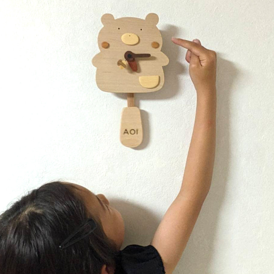 クマさんの振り子時計