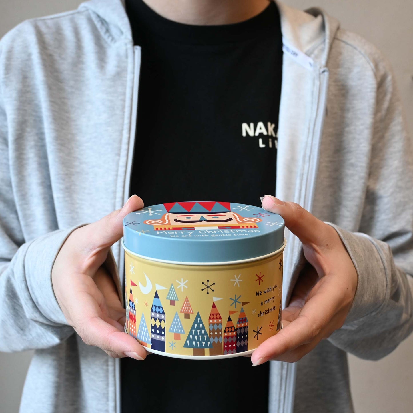 缶入りサンタクロース