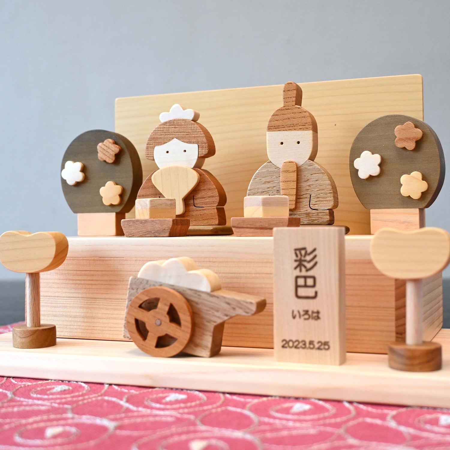ひな人形☆コンパクトに収納できる木製雛人形 – TOYHOF倉敷