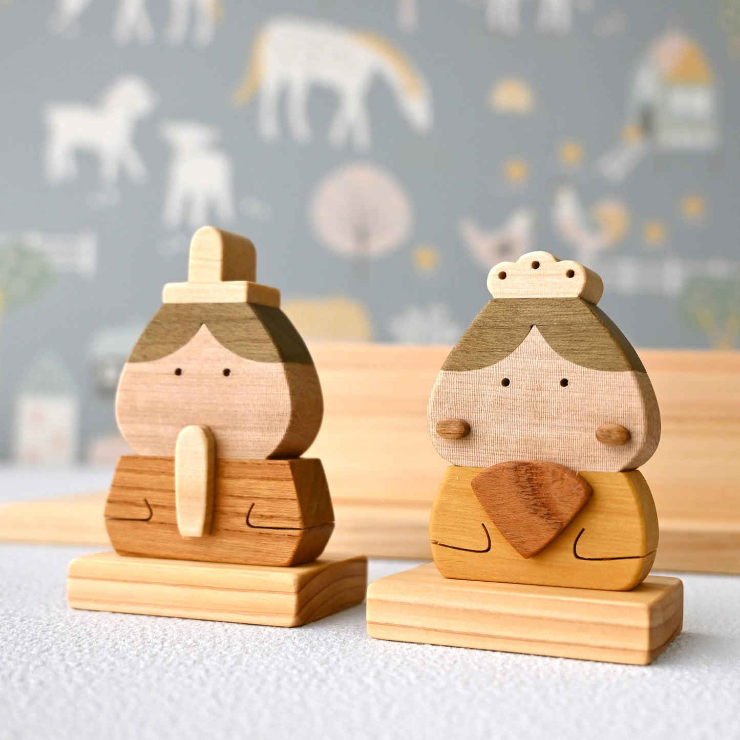 木のひな人形おはぎ