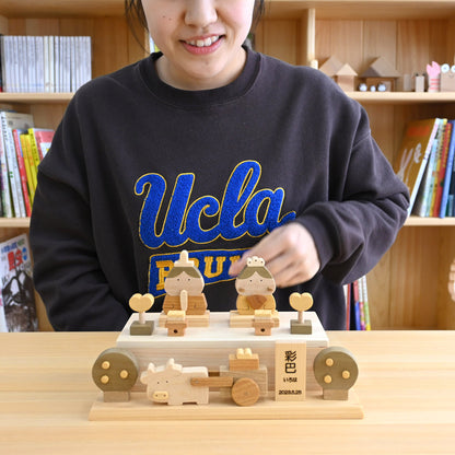 木のひな人形おはぎ